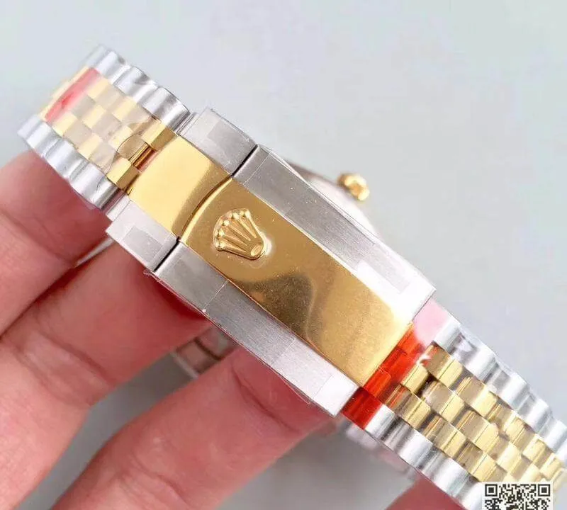 Rolex Datejust 41 126333 Silver Dial 1:1 Best Edition Replica Watch Swiss ETA3255 Stainless Steel 410L and 18K Yellow Gold Bracelet