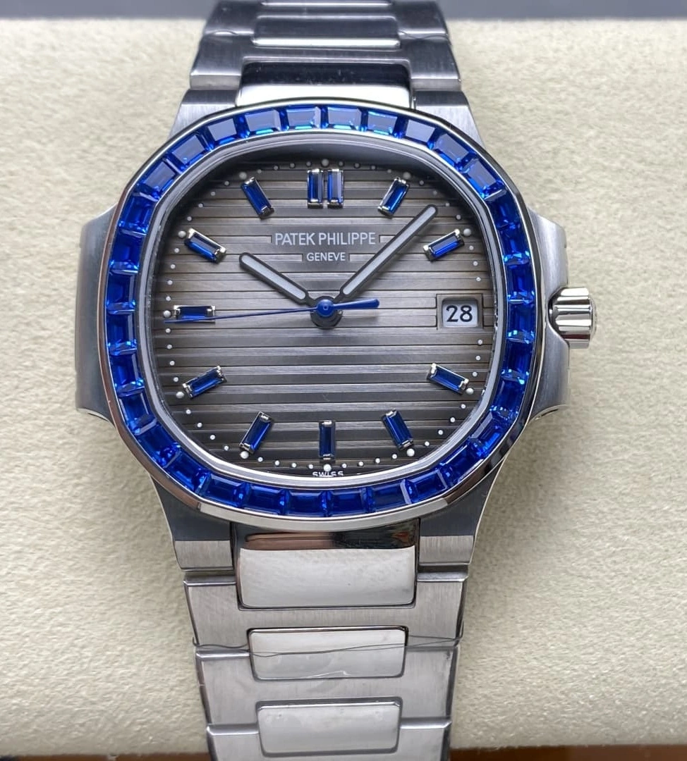 GR Factory Patek Philippe Nautilus 5711 diamond-set bezel 1:1 Best Edition Replica Watch