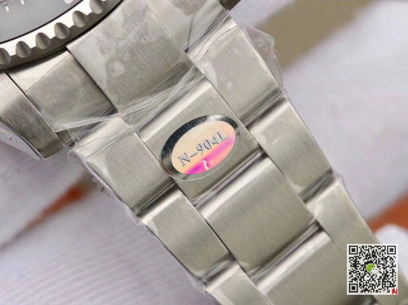 Rolex Sea-Dweller 126600 43mm Noob Factory V9 Version 1:1 Best Edition Replica Watch Swiss ETA3235 Stainless Steel Strap
