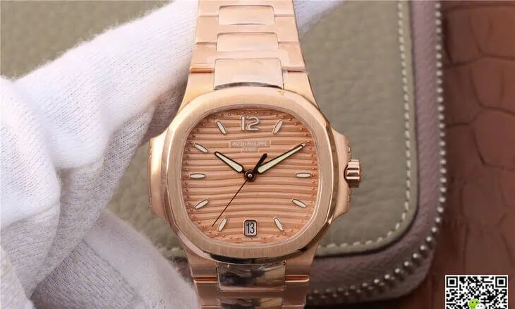 Patek Philippe Nautilus Ladies 7118-1R-010 PF Factory 1:1 Best Edition Replica Watch Titanium