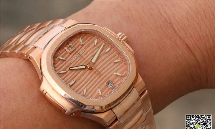 Patek Philippe Nautilus Ladies 7118-1R-010 PF Factory 1:1 Best Edition Replica Watch Titanium