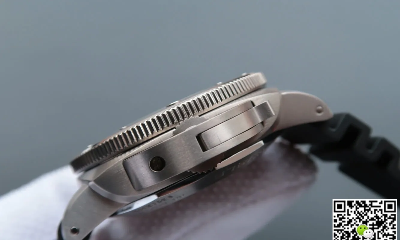 Panerai Luminor PAM00719 VS Factory 1:1 Best Edition Replica Watch Black Rubber Strap