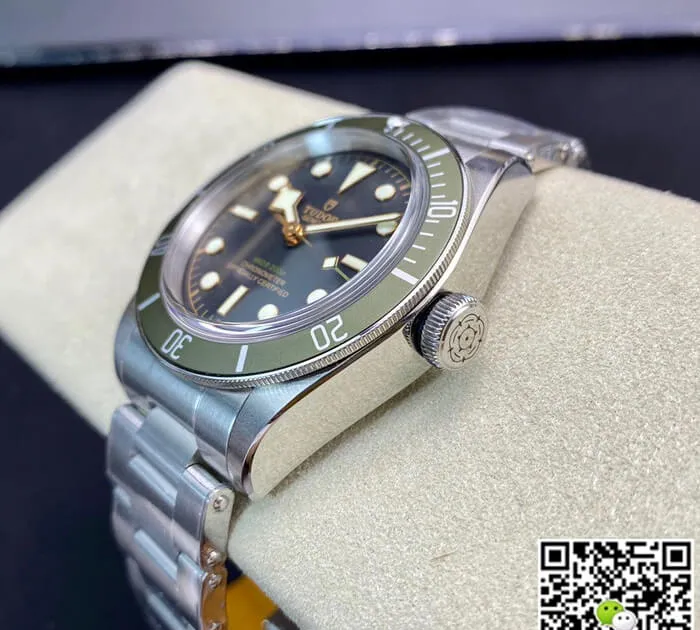 Tudor Heritage Black Bay 79230G ZF Factory 1:1 Best Edition Replica Watch Swiss ETA2824-2