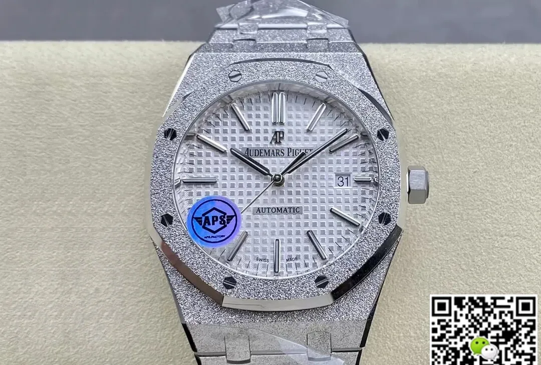 Audemars Piguet Royal Oak 15410 APS Factory 1:1 Best Edition Replica Watch Silver Strap
