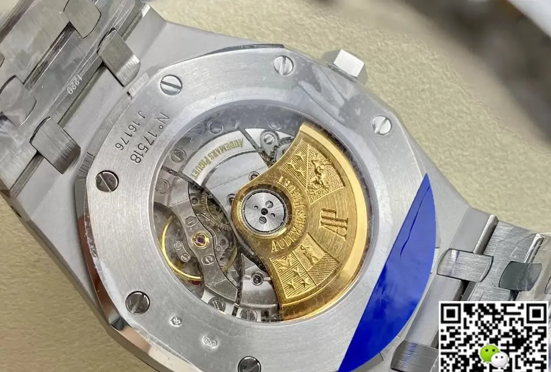 Audemars Piguet Royal Oak 15410 APS Factory 1:1 Best Edition Replica Watch Silver Strap