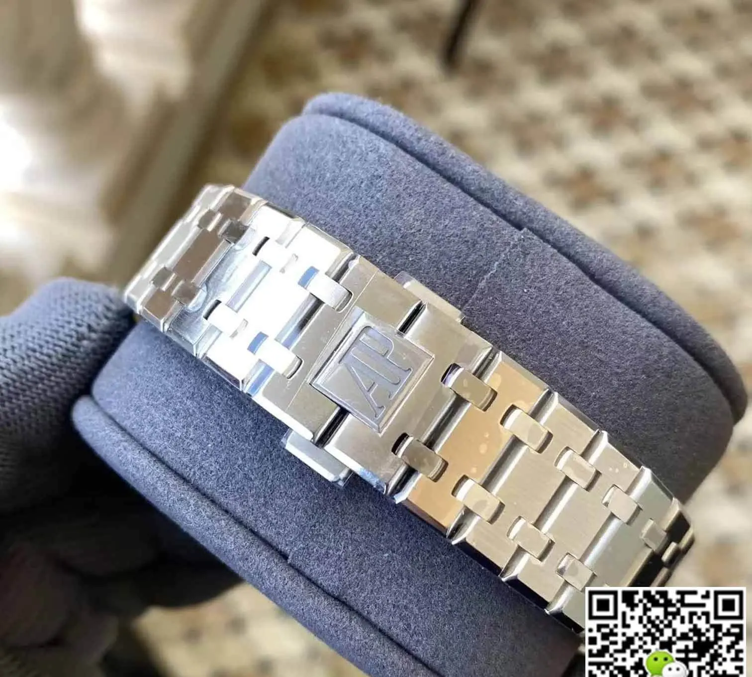 Audemars Piguet Royal Oak 26574 APS Factory 1:1 Best Edition Replica Watch Silver Strap