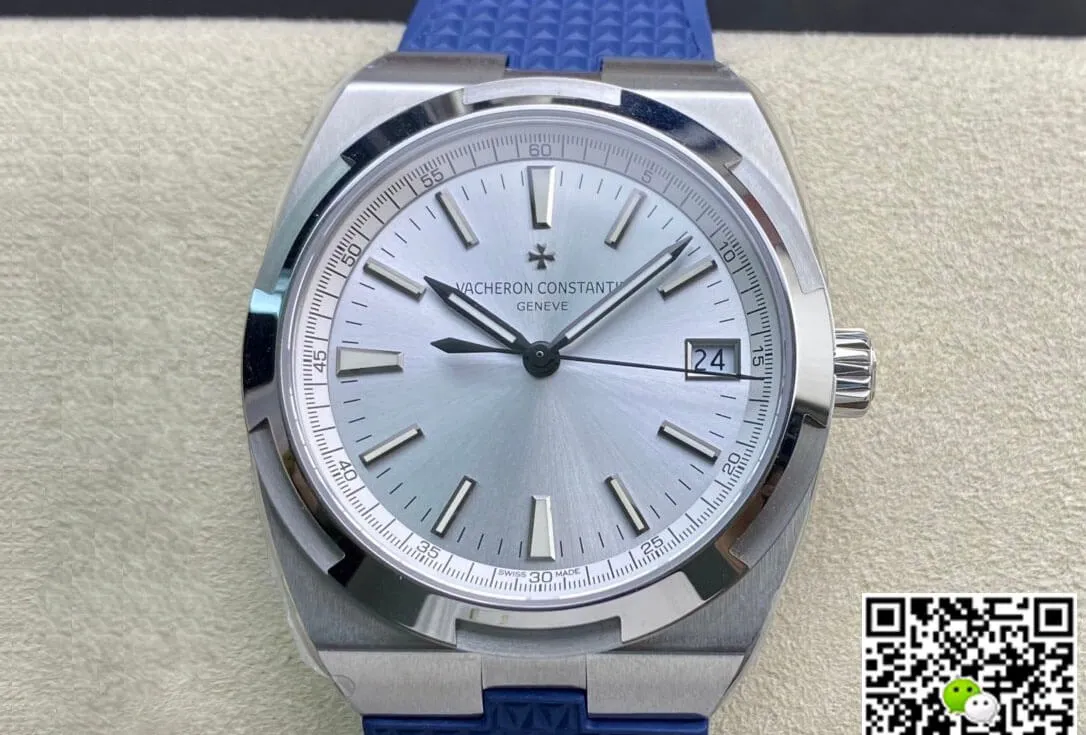 Vacheron Constantin Overseas 4500V 8F Factory 1:1 Best Edition Replica Watch Blue Rubber Strap