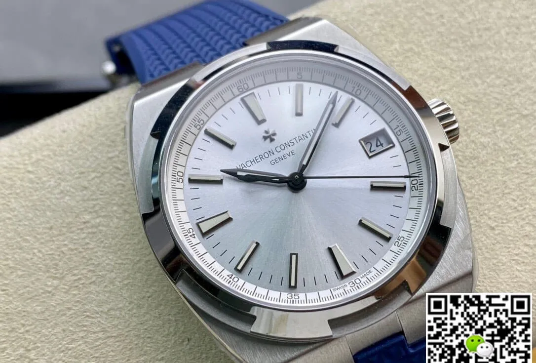 Vacheron Constantin Overseas 4500V 8F Factory 1:1 Best Edition Replica Watch Blue Rubber Strap