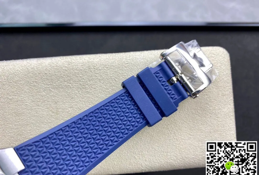 Vacheron Constantin Overseas 4500V 8F Factory 1:1 Best Edition Replica Watch Blue Rubber Strap