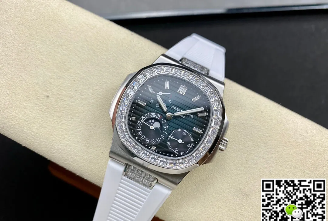 Patek Philippe Nautilus 5712GR GR Factory 1:1 Best Edition Replica Watch Black Dial