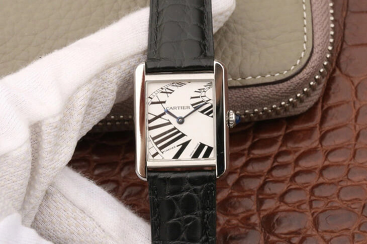 Cartier Tank W5200018 K11 Factory 1:1 Best Edition Replica Watch Black Leather Strap
