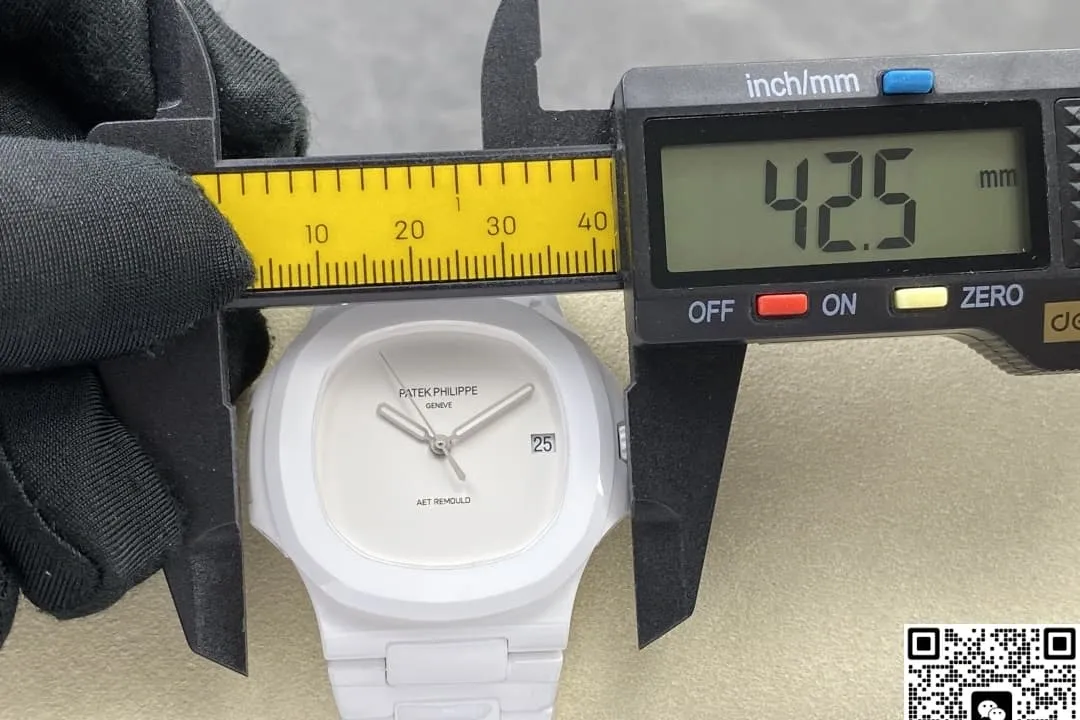AMG Factory V2 Patek Philippe Nautilus 5711 White Ceramic 1:1 Best Edition Replica Watch