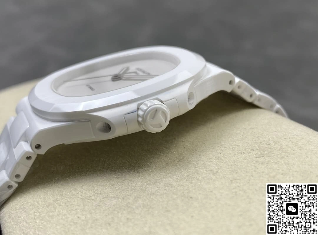 AMG Factory V2 Patek Philippe Nautilus 5711 White Ceramic 1:1 Best Edition Replica Watch