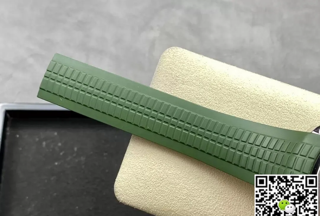 Patek Philippe Aquanaut 5168G-010 3K Factory 1:1 Best Edition Replica Watch V2 Version Green Strap