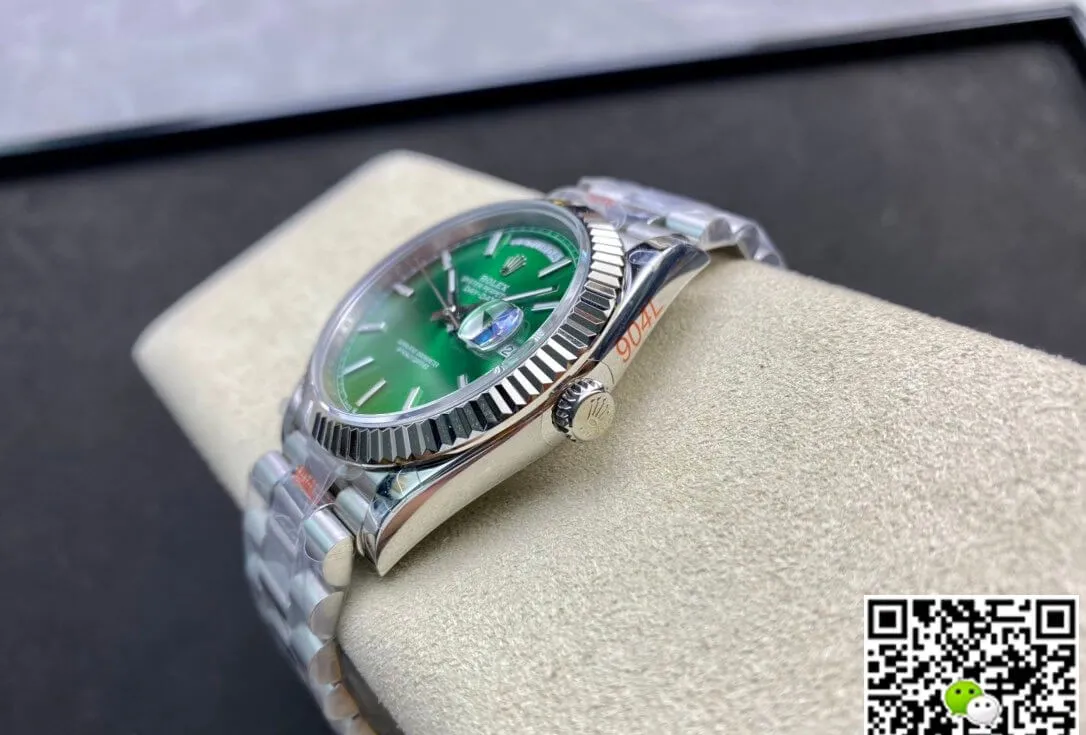 Rolex Day Date 40MM GM Factory 1:1 Best Edition Replica Watch Green Dial Silver Strap