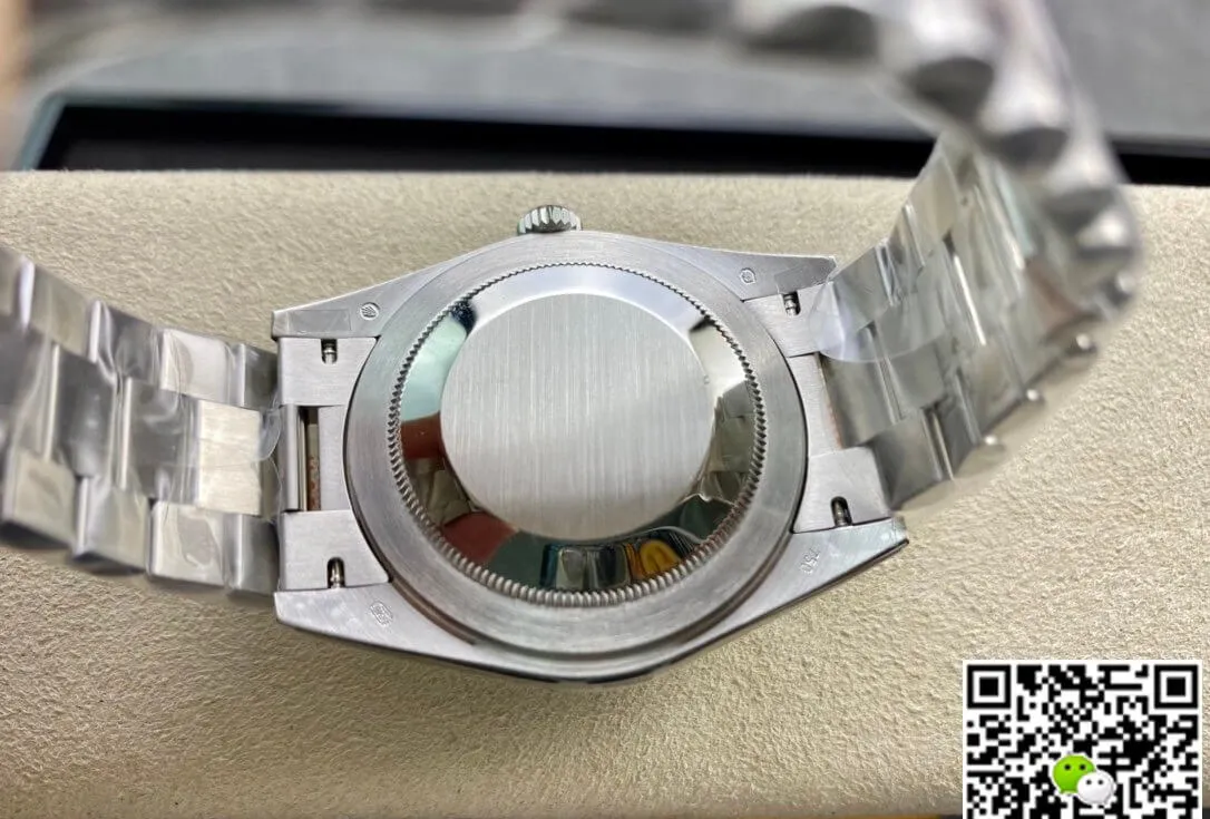 Rolex Day Date 40MM GM Factory 1:1 Best Edition Replica Watch Green Dial Silver Strap