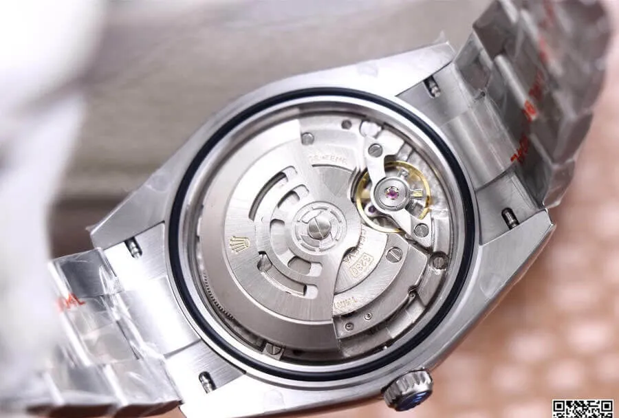 Rolex Oyster Perpetual M124300-0006 EW Factory 1:1 Best Edition Replica Watch White Dial