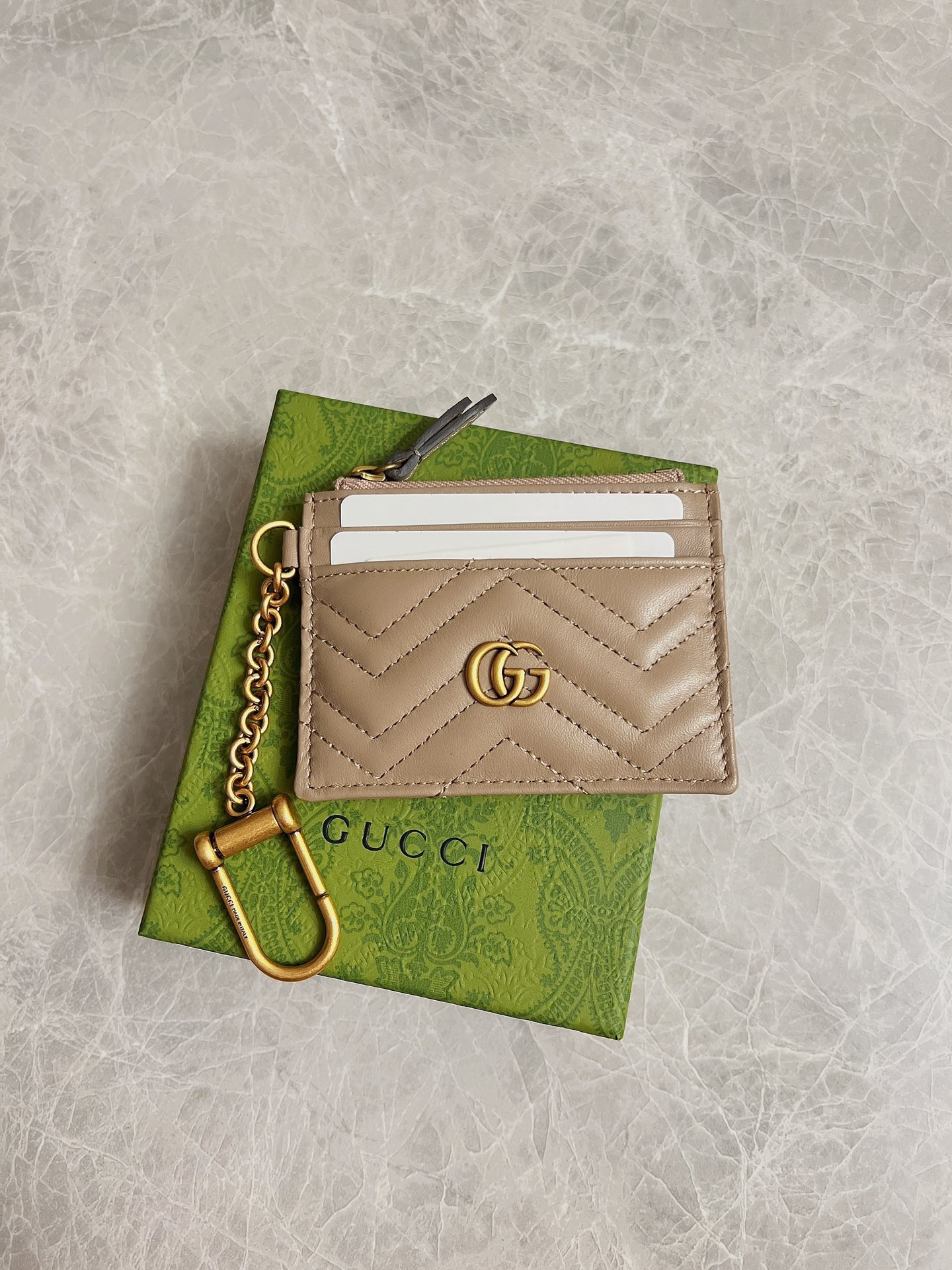 HOT SALE Gucci GG Marmont keychain wallet