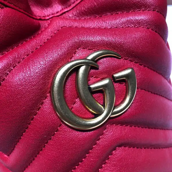 Affordable GUCCI GG Marmont mini bucket bag