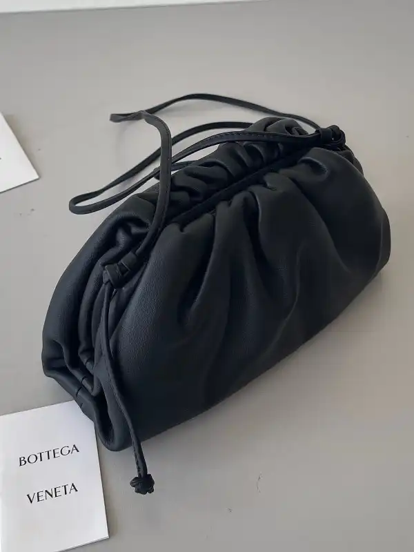 BOTTEGA VENETA MINI POUCH