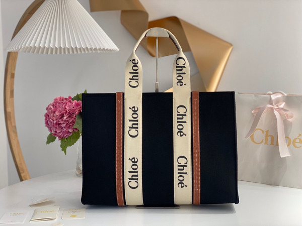 HOT SALE CHLOÉ large woody tote bag