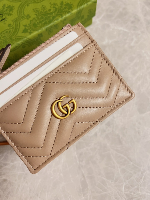 HOT SALE Gucci GG Marmont keychain wallet