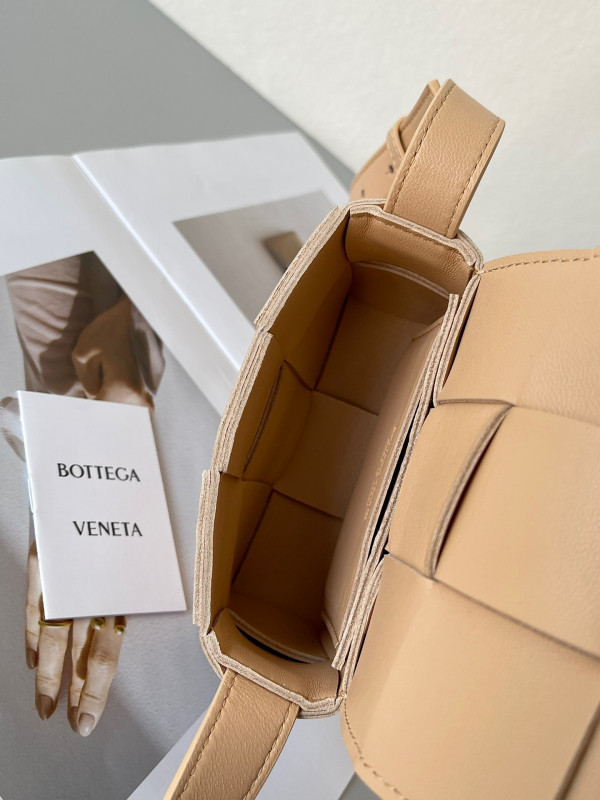 HOT SALE BOTTEGA VENETA Candy mini Cassette-12*8*4cm