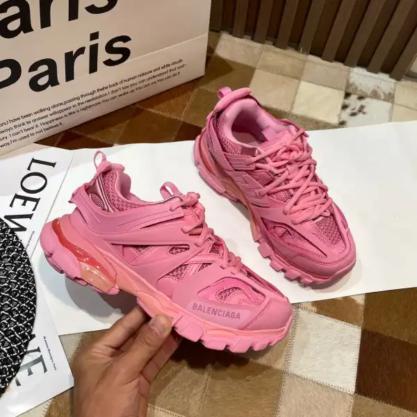 BALENCIAGA TRACK