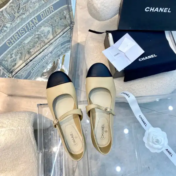 CHANEL FLATS