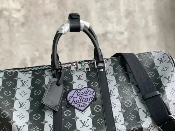 First bag ru LOUIS VUITTON KEEPALL BANDOULIÈRE 50