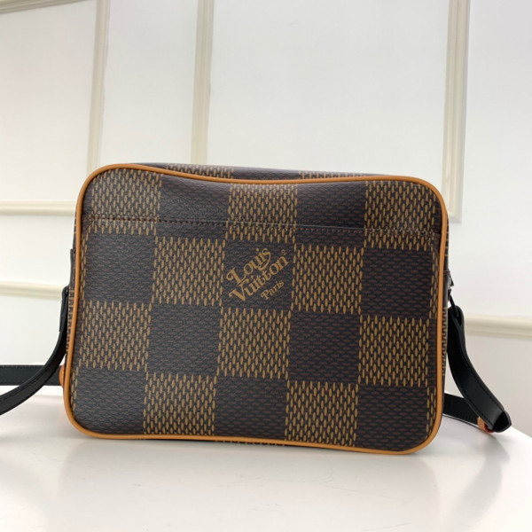 LOUIS VUITTON NANO AMAZONE MESSENGER