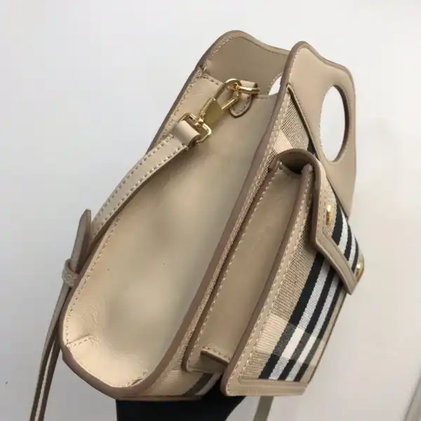 BURBERRY Pocket Bag