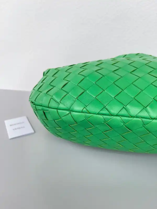 First bag ru BOTTEGA VENETA Teen Jodie