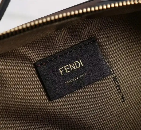 First Bag Ru FENDI CAMERA BAG