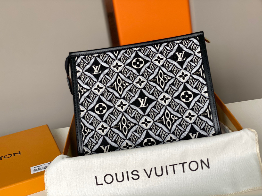 [FREE SHIPPING] LOUIS VUITTON SINCE 1854 TOILETRY POUCH 26