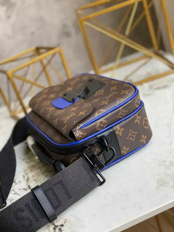 Affordable LOUIS VUITTON S LOCK MESSENGER