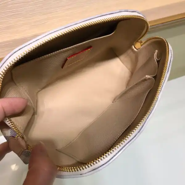 Affordable LOUIS VUITTON COSMETIC POUCH GM