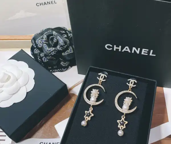 CHANEL EARRINGS