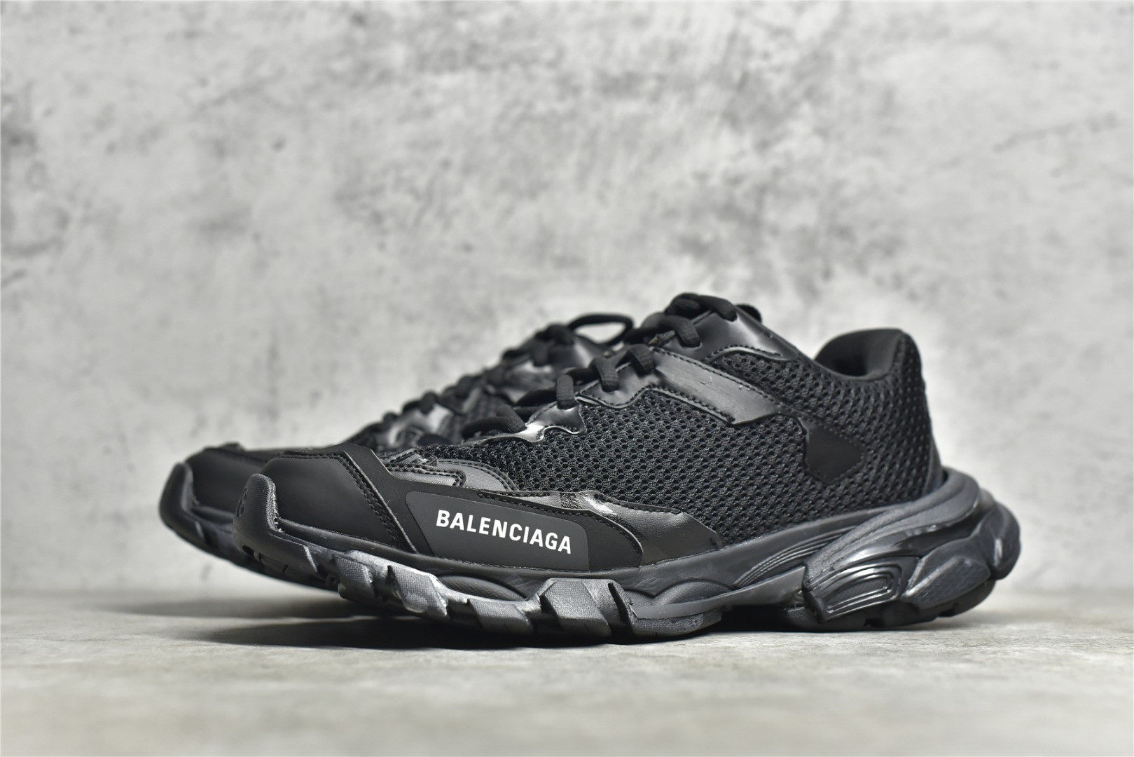 HOT SALE BALENCIAGA TRACK.3 SNEAKER