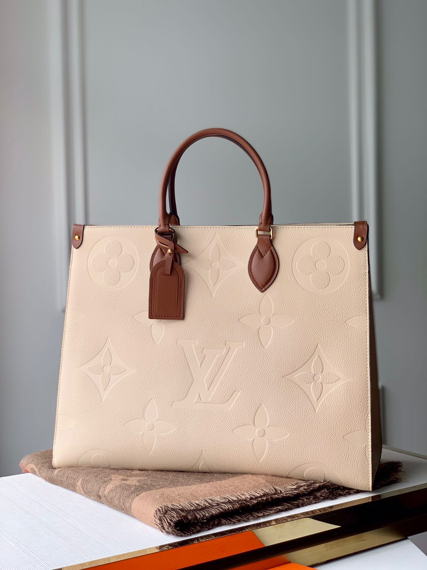 HOT SALE LOUIS VUITTON CABAS ONTHEGO GM