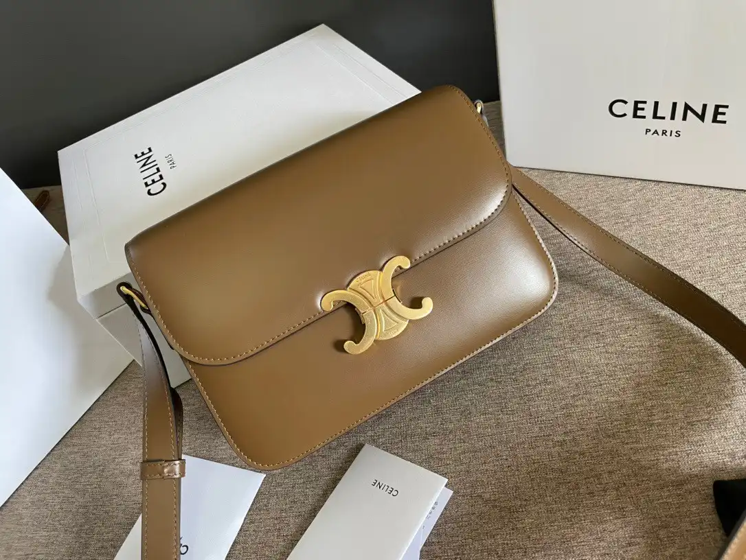 CELIN* CHANELASSIQUE TRIOMPHE BAG