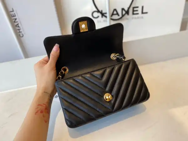 CHANEL FLAP BAG