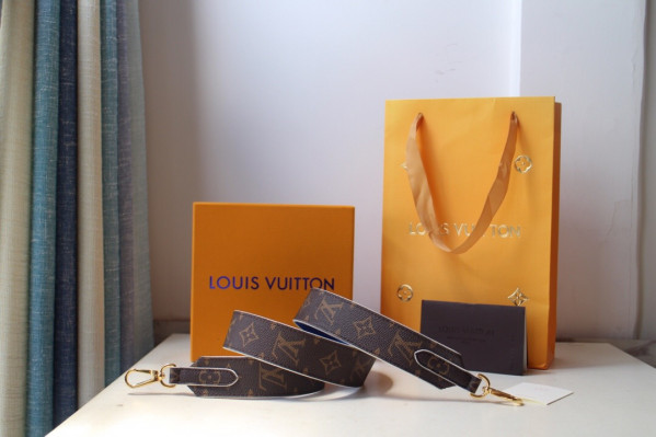 HOT SALE LOUIS VUITTON MONOGRAM STRAP