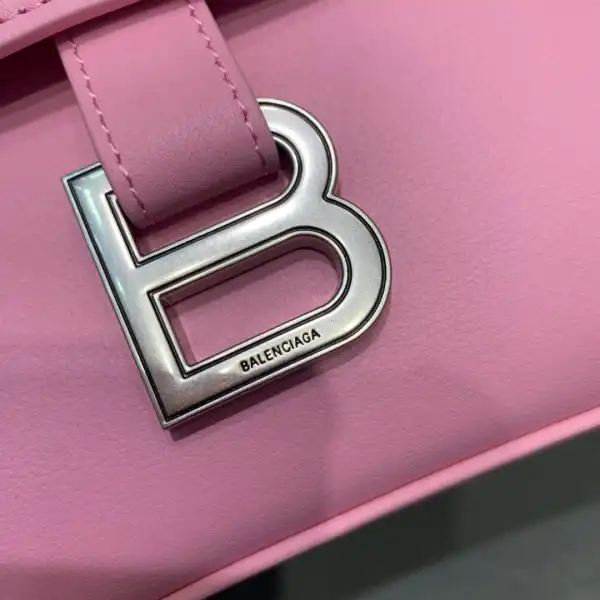 First bag ru BALENCIAGA DOWNTOWN MEDIUM SHOULDER BAG