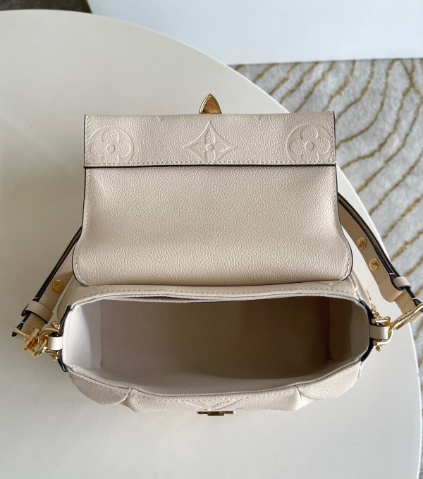 HOT SALE LOUIS VUITTON FAVORITE