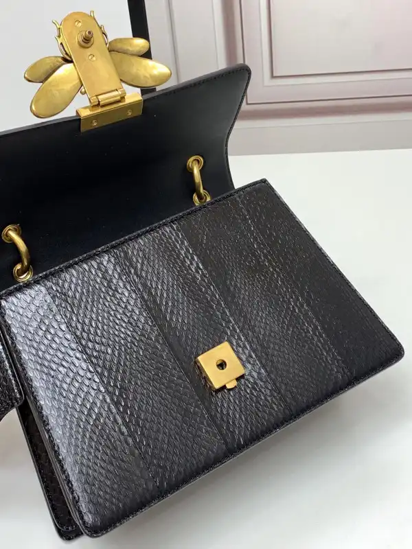 Bagsoffer GUCCI Queen Margaret