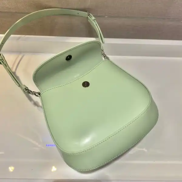 First bag ru Prada CHANELeo mini bag