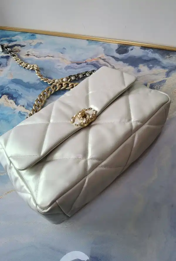 CHANEL 19 LARGE FLAP BAG