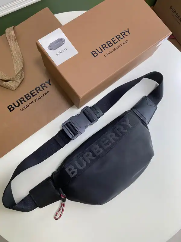 BURBERRY Bum Bag