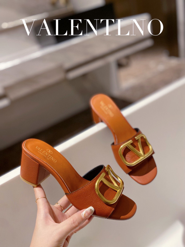 HOT SALE VALENTINO VLOGO SIGNATURE SLIDE SANDAL